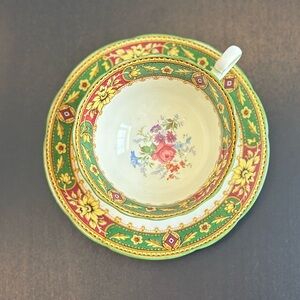 Vintage Royal Paragaon Fine Bone China Cabbage Rose Art Deco Teacup Saucer Set